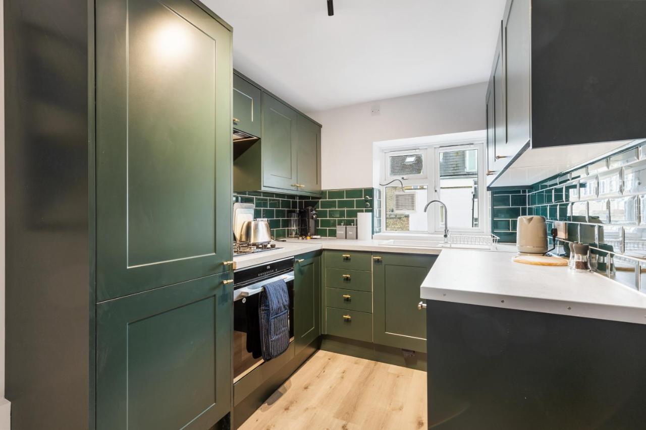 Bright & Cosy Gem ~ Battersea Park View ~ King Bed Διαμέρισμα Λονδίνο Εξωτερικό φωτογραφία